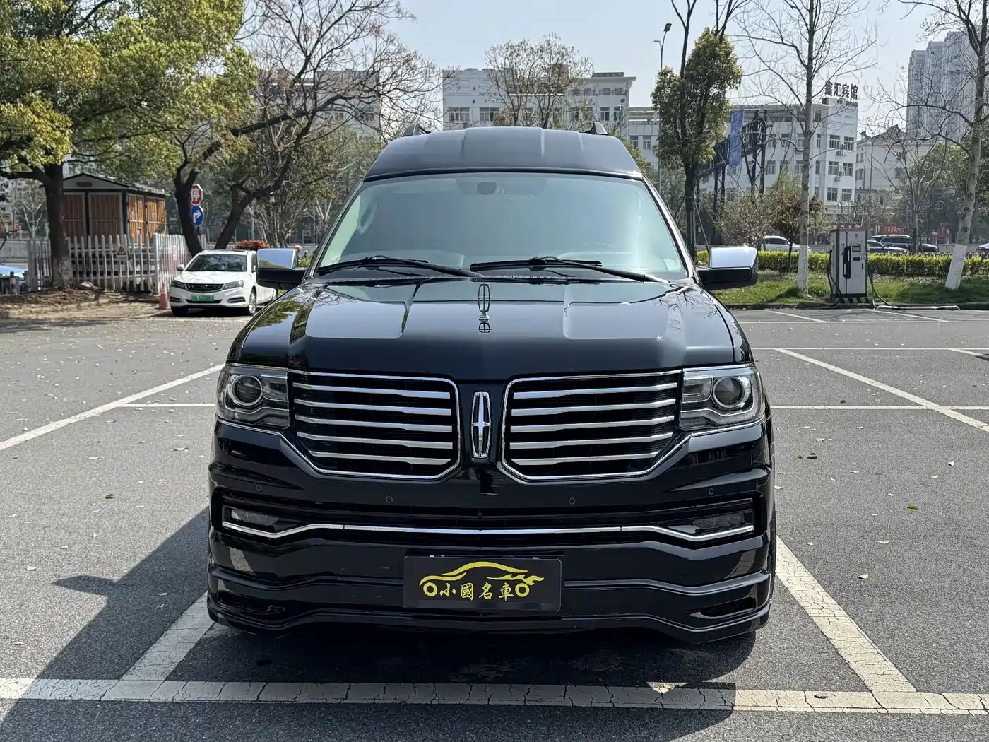 LINCOLN NAVIGATOR