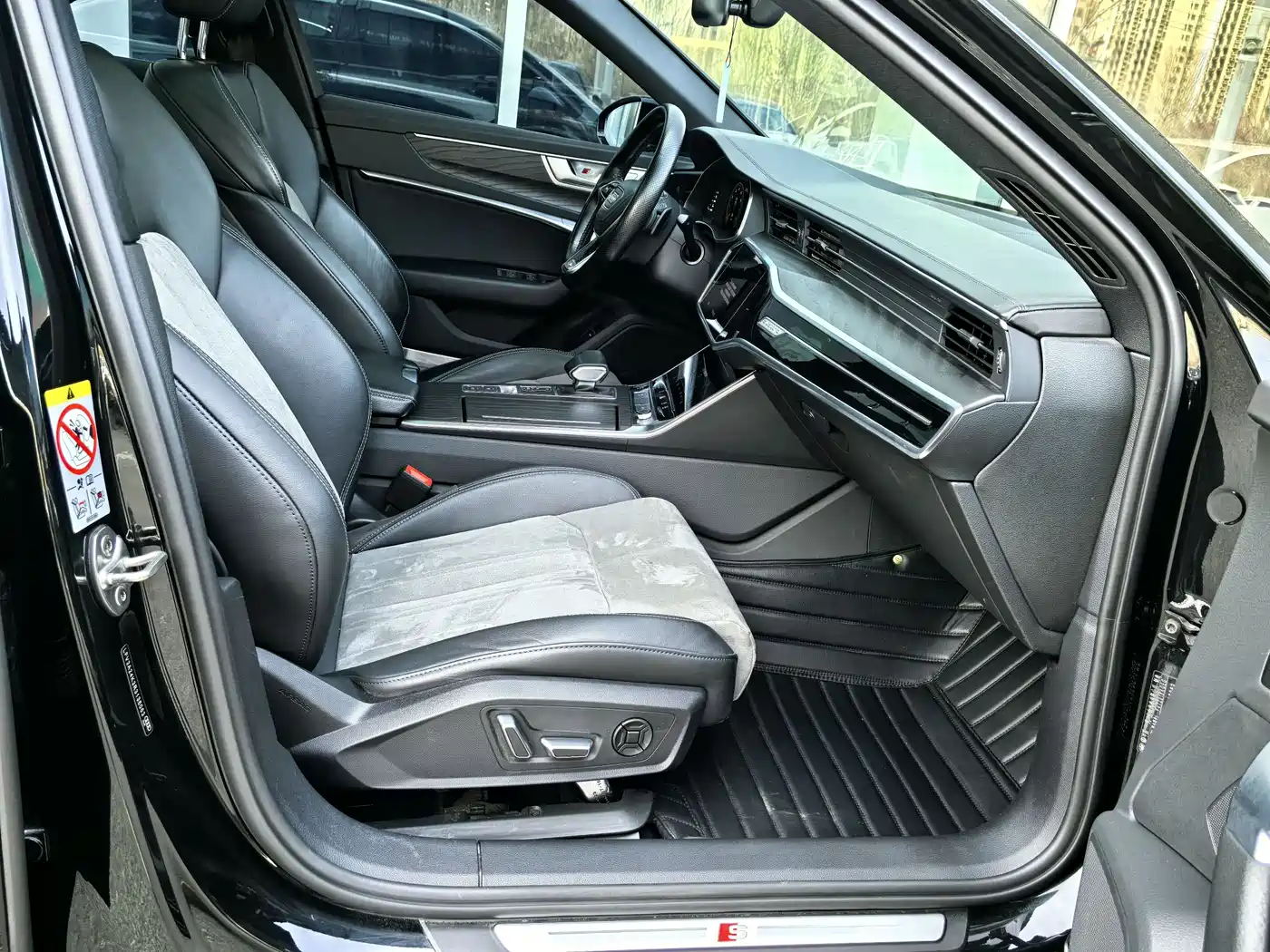 Audi A6L 2024 45 TFSI quattro Premium Dynamic фото 15