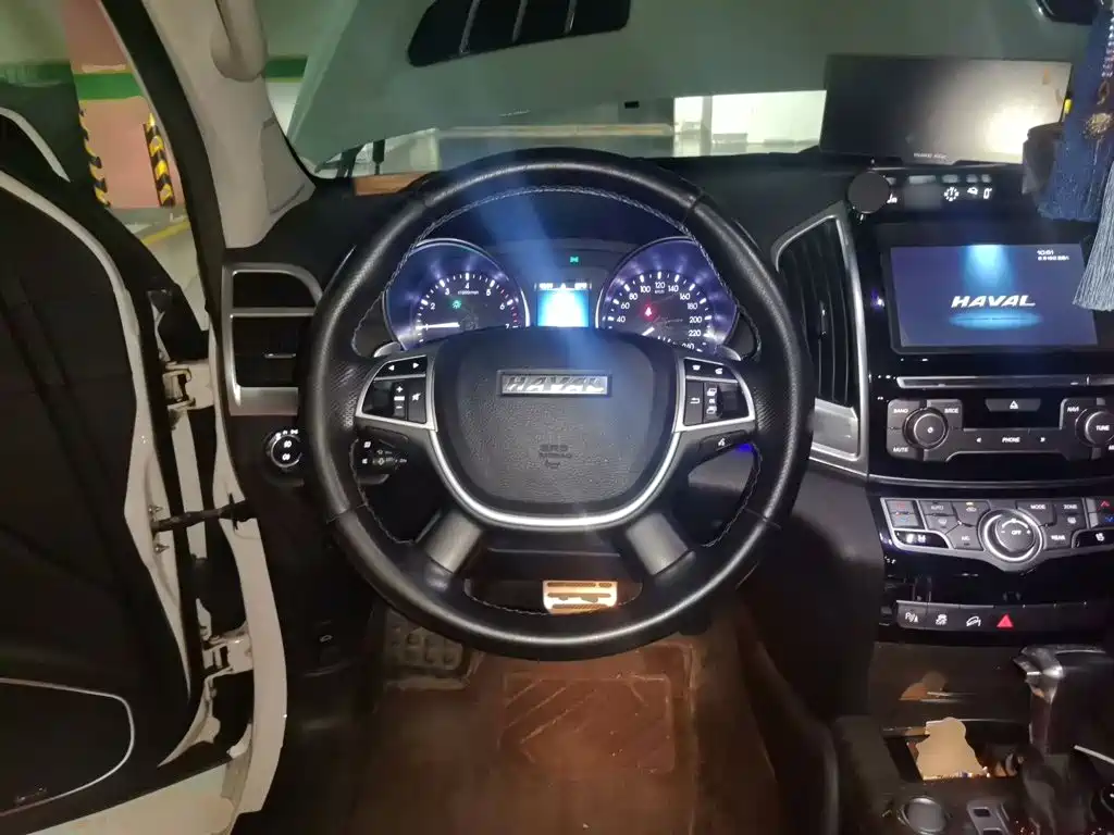 Haval H9 2016 2016 2.0T 4WD Luxury 5-seater