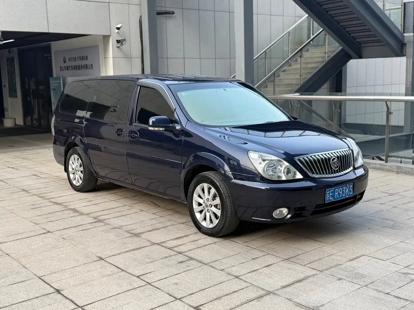 Buick GL8 2014 2.4L Classic Edition фото 3