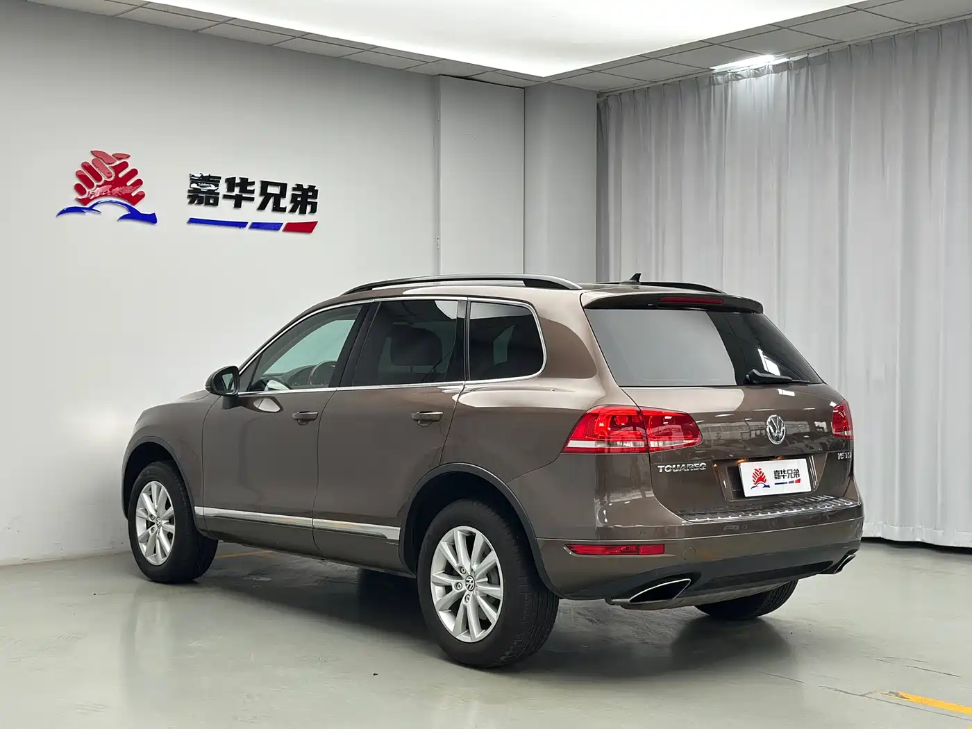 Volkswagen Touareg 2011 3.0TSI Premium фото 11