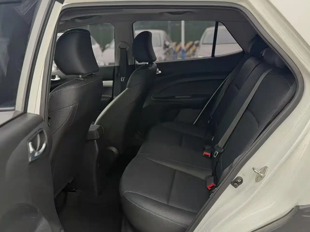 Kia KX1 2021 1.4L CVT Fun Sunroof Version фото 8
