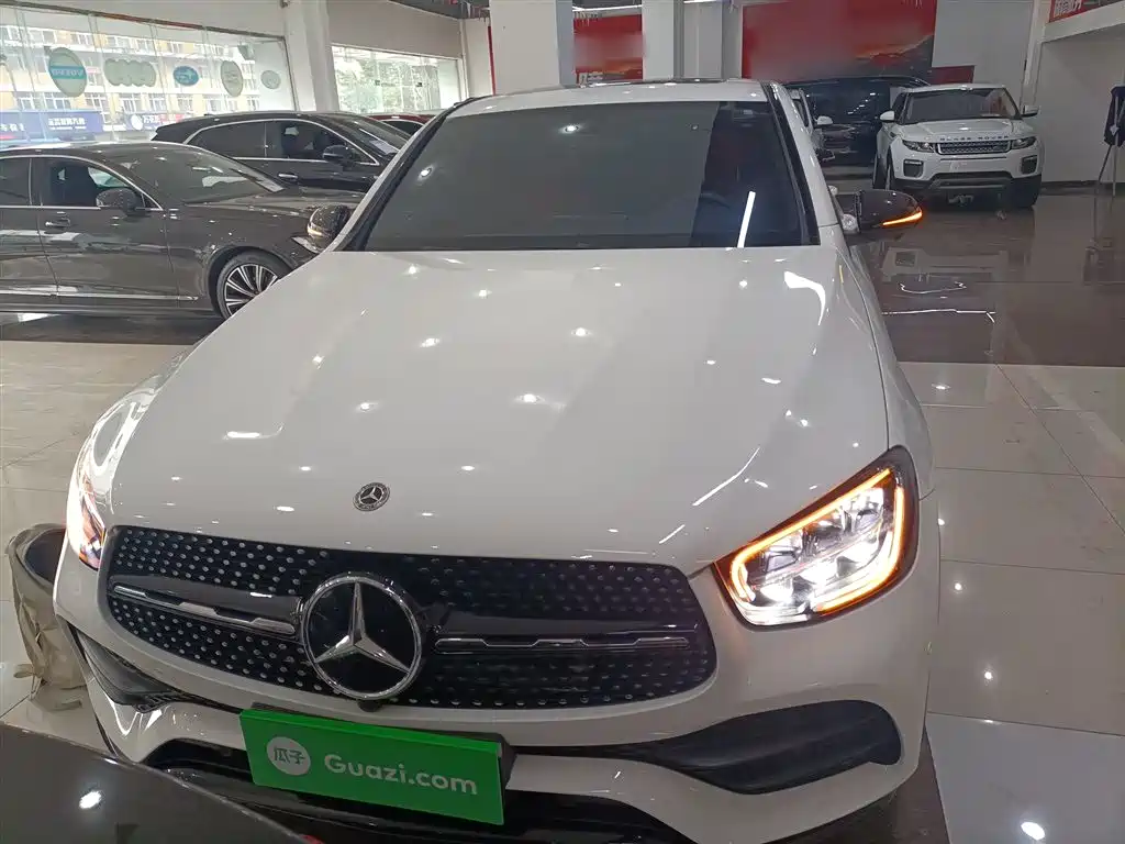 Mercedes-Benz GLC Coupe 2021 GLC 260 4MATIC Coupe SUV фото 3