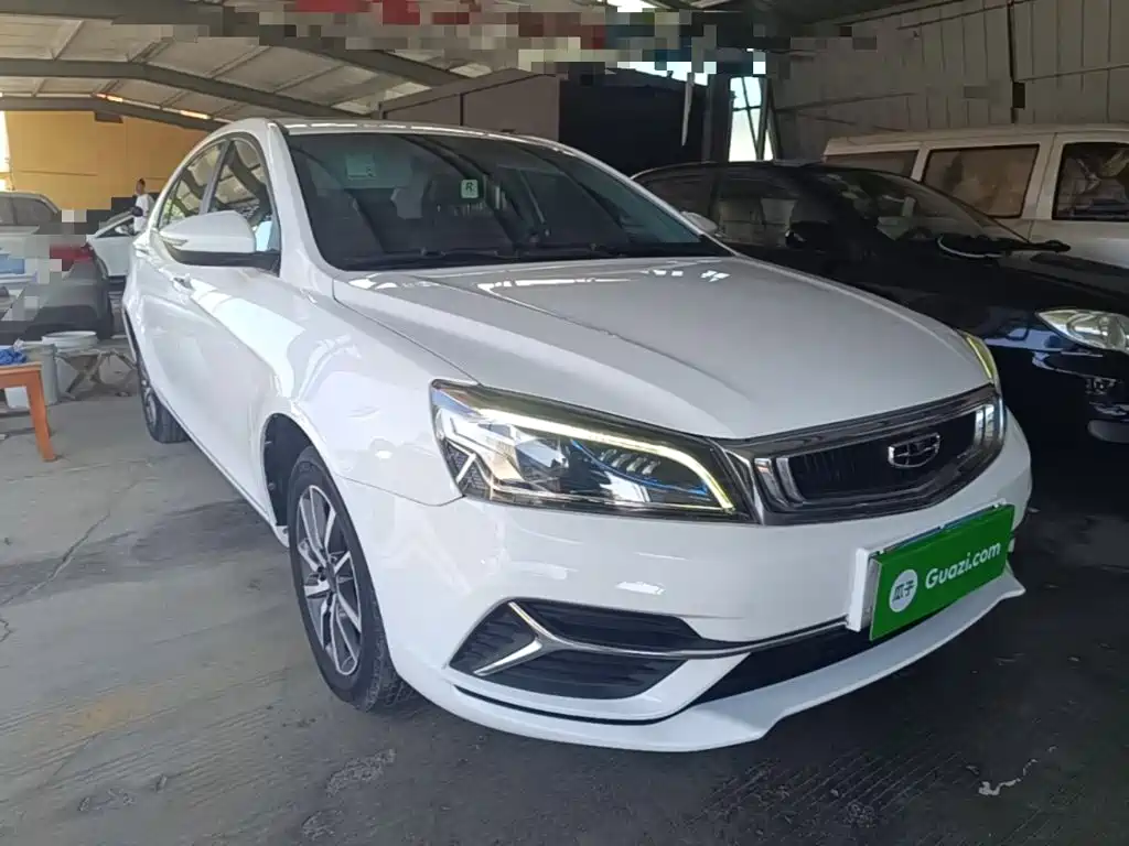 Photo 4 - Geely Emgrand