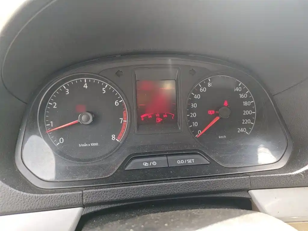 Volkswagen Jetta 2015 1.6L Manual Comfort фото 4