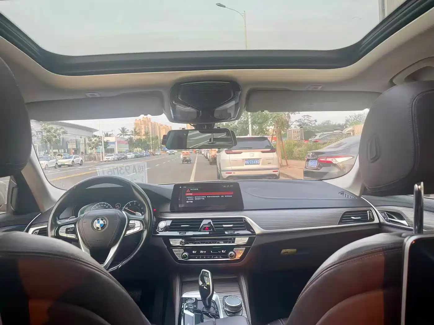 BMW 5 Series 2019 530Li Leading Luxury Package фото 5