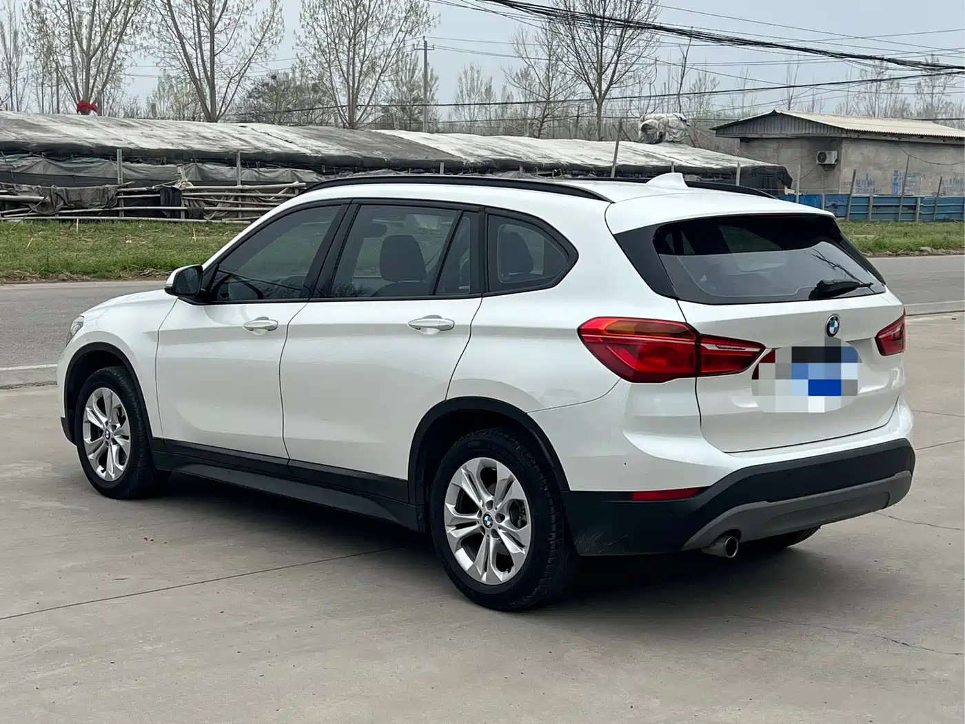 BMW X1 2016 sDrive18Li Premium Model фото 6