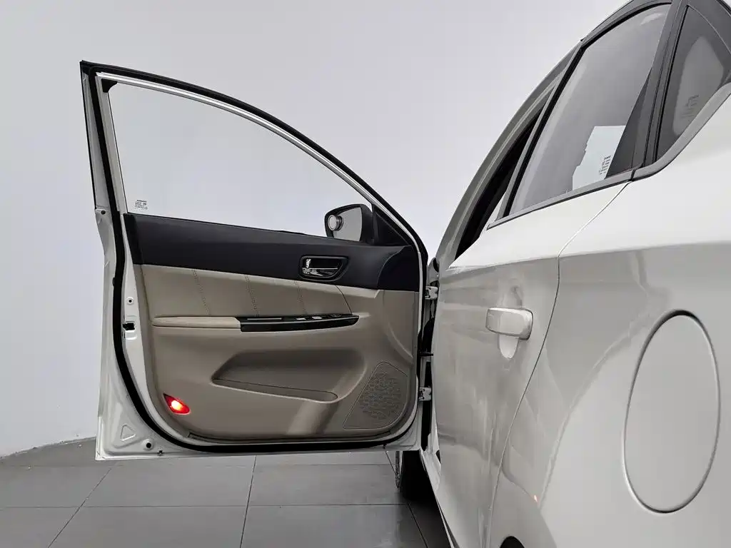 Changan Eado 2014 2014 1.6L Manual Luxury