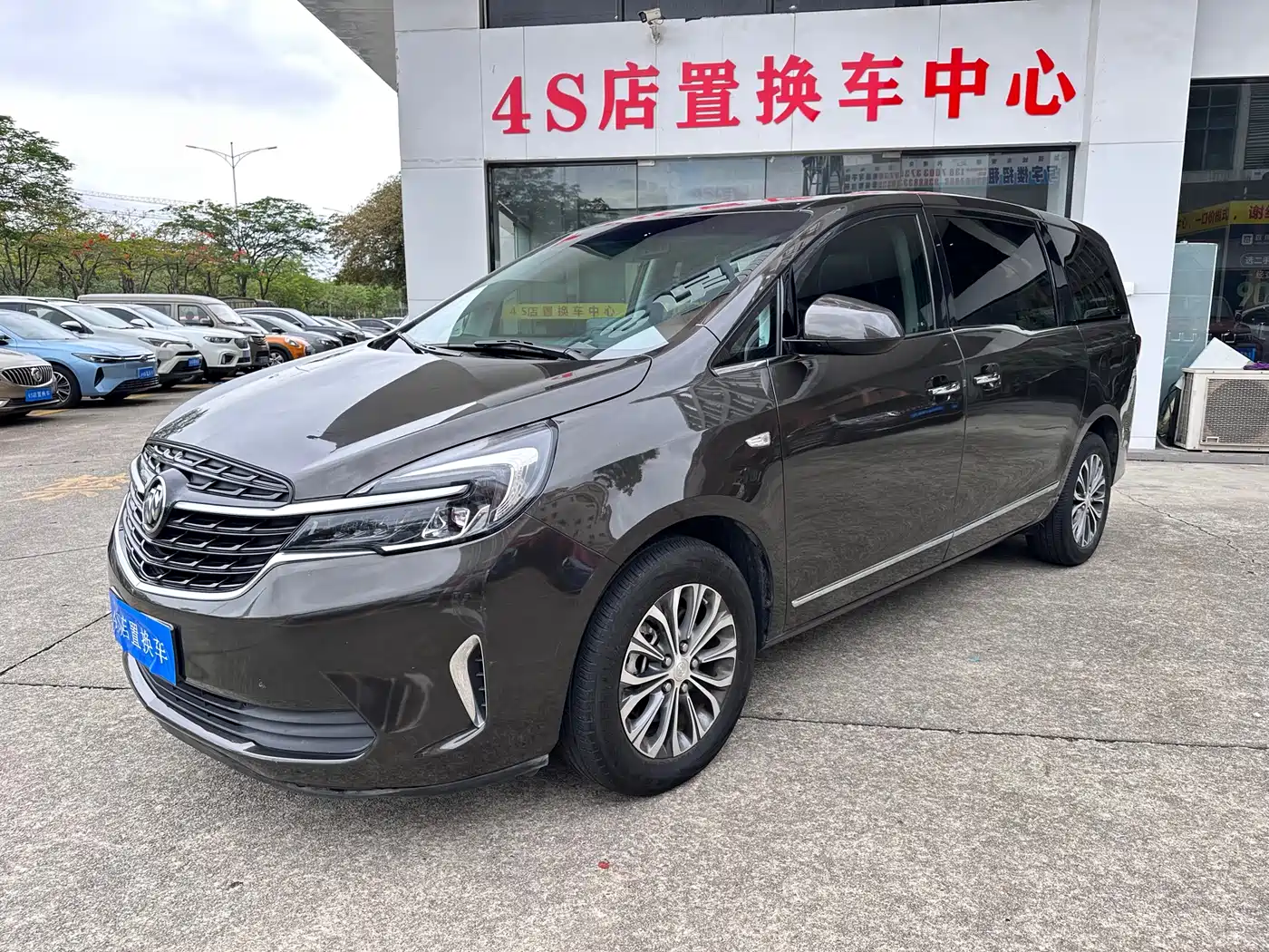 BUICK GL8