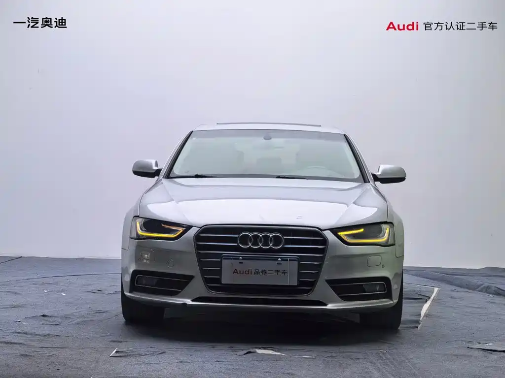 Фото 2 - Audi A4L