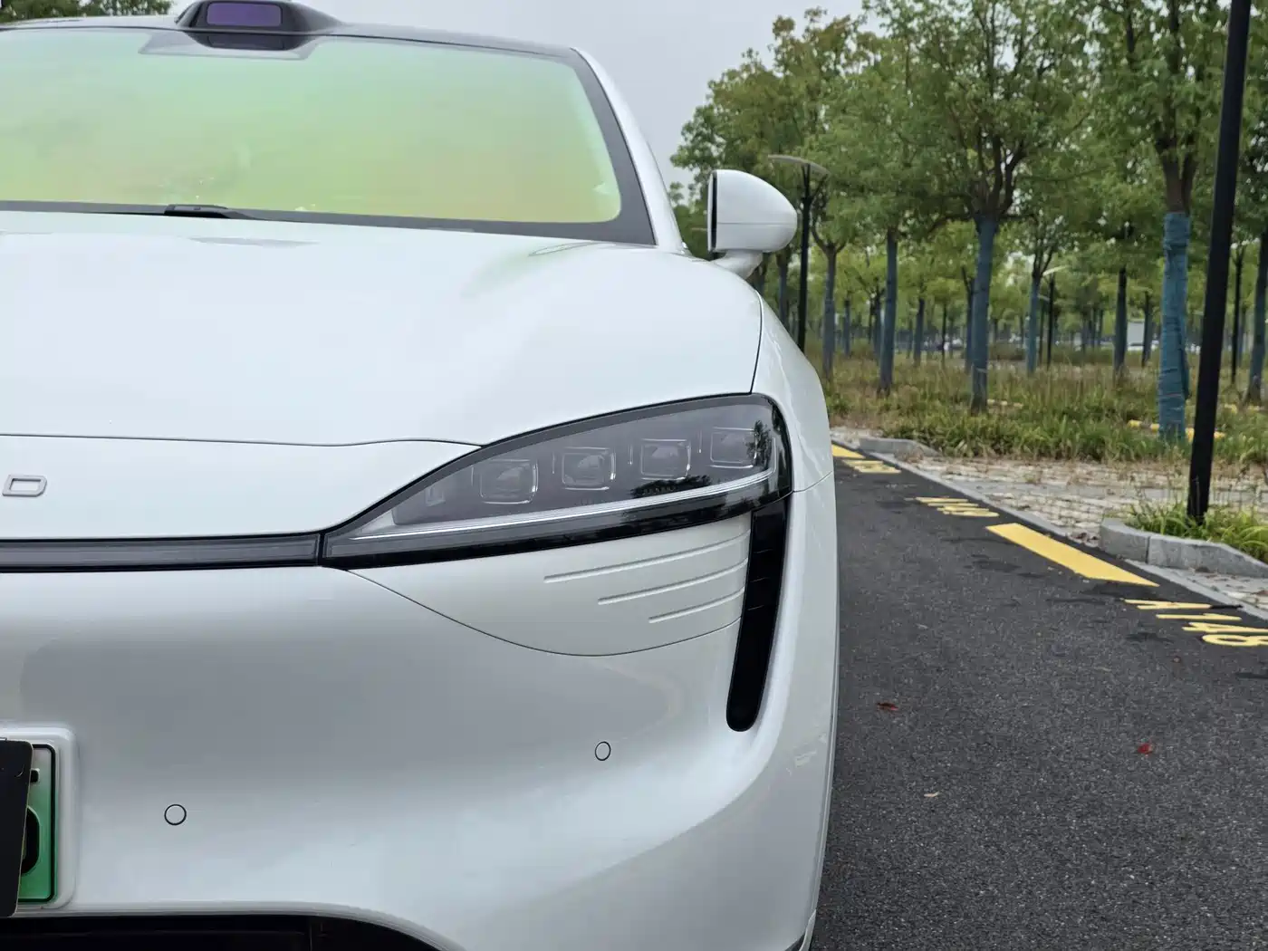 Zhijie Luxeed R7 2025 2024 Pure Electric 802km Max