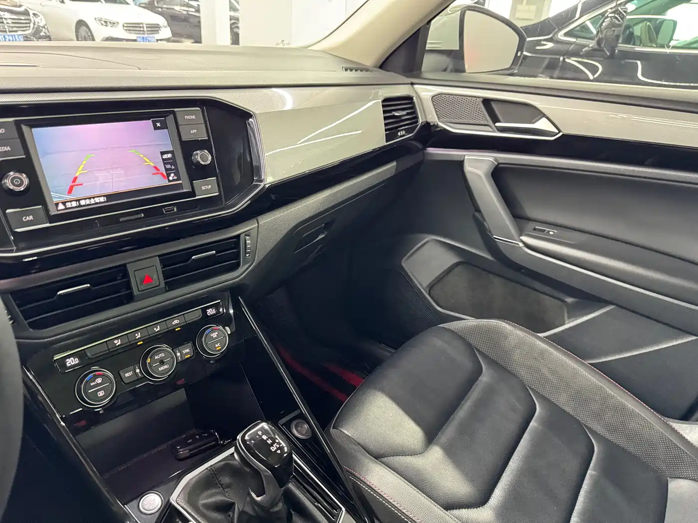 Volkswagen Tayron 2019 330TSI 2WD Luxury China VI фото 13