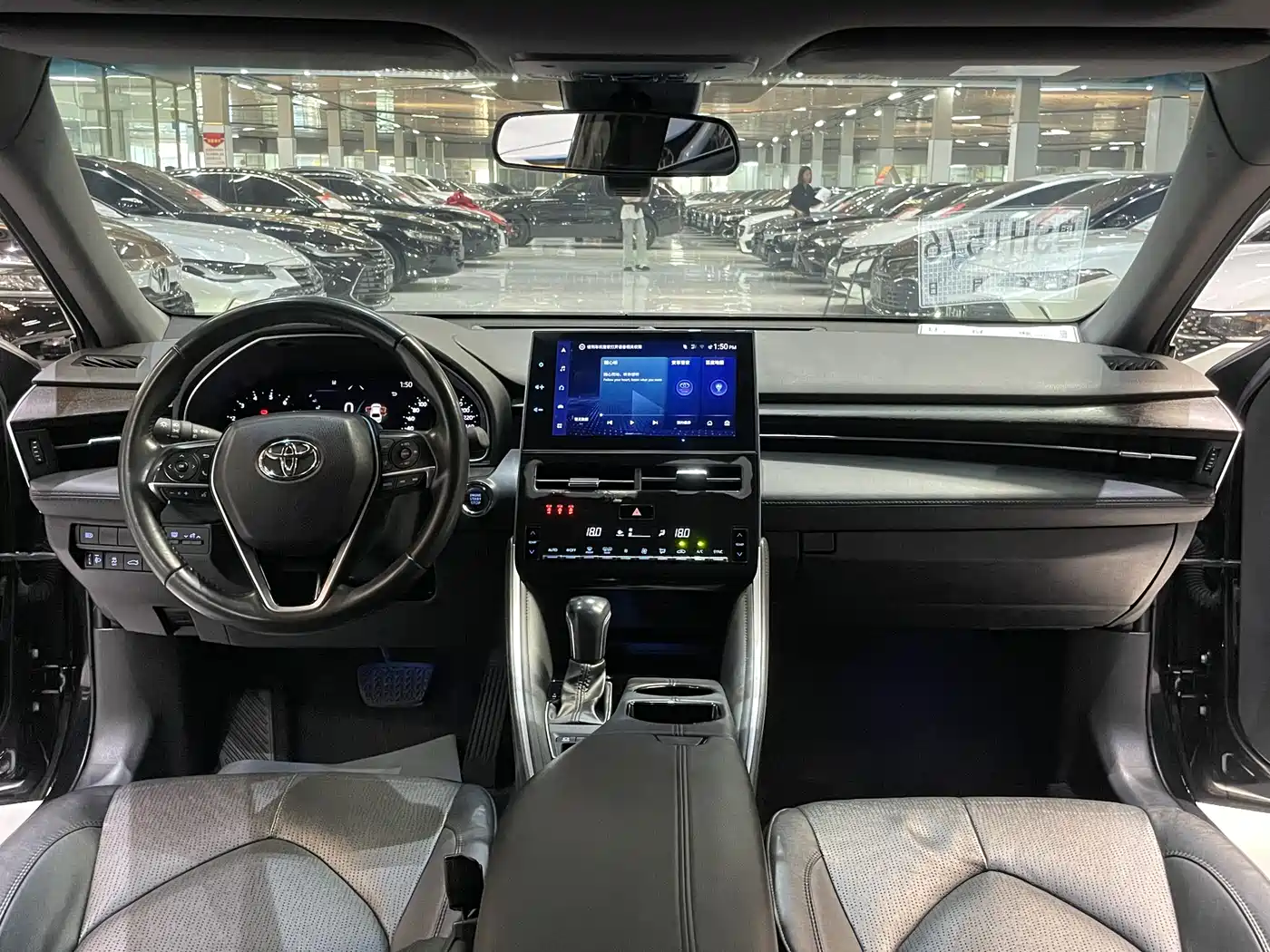 Toyota Avalon 2022 2.0L Luxury Edition фото 4