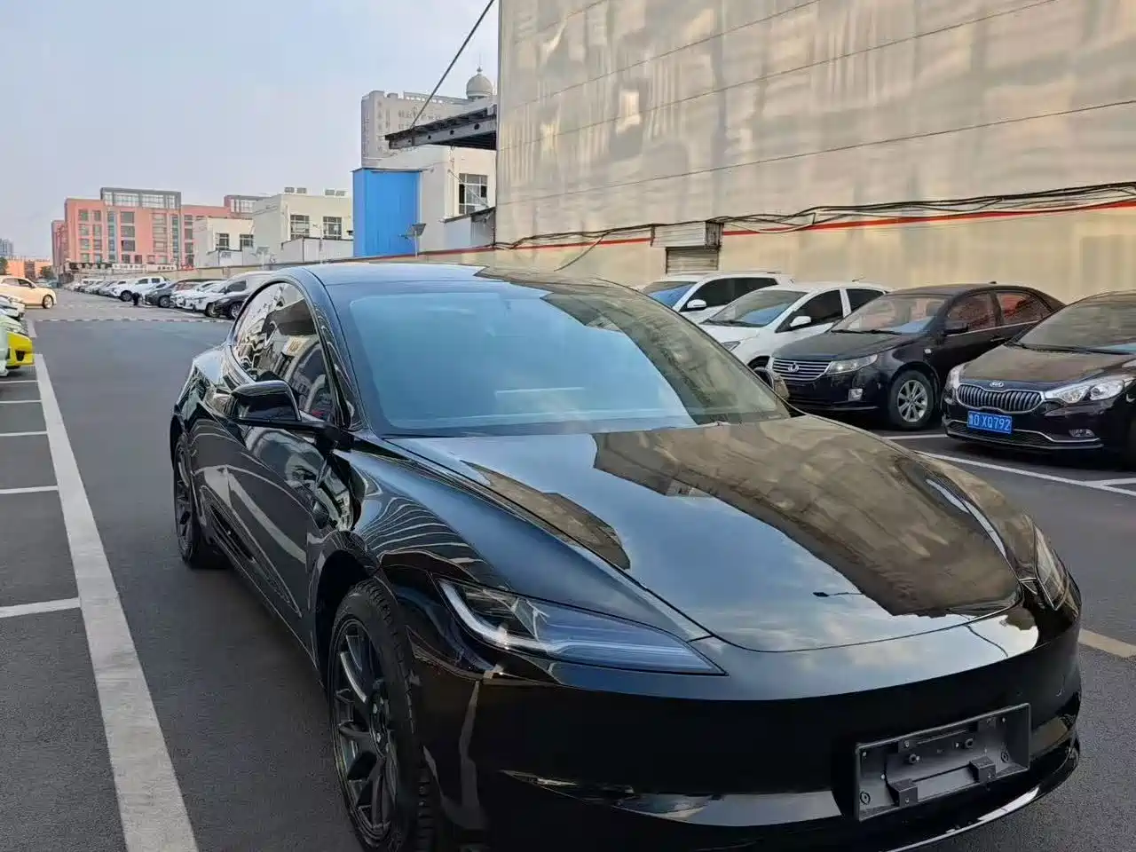 Tesla Model 3 2026 2025 Model Year Facelift Rear-Wheel Drive