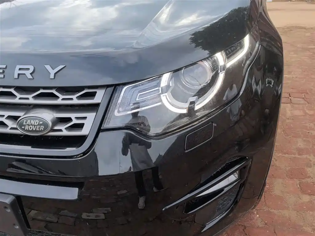 Land Rover Discovery Sport 2019 240PS SE Edition China VI фото 24