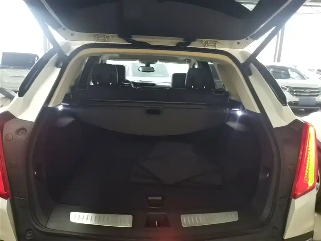 Cadillac XT5 2017 Anniversary Edition 25T Luxury фото 19