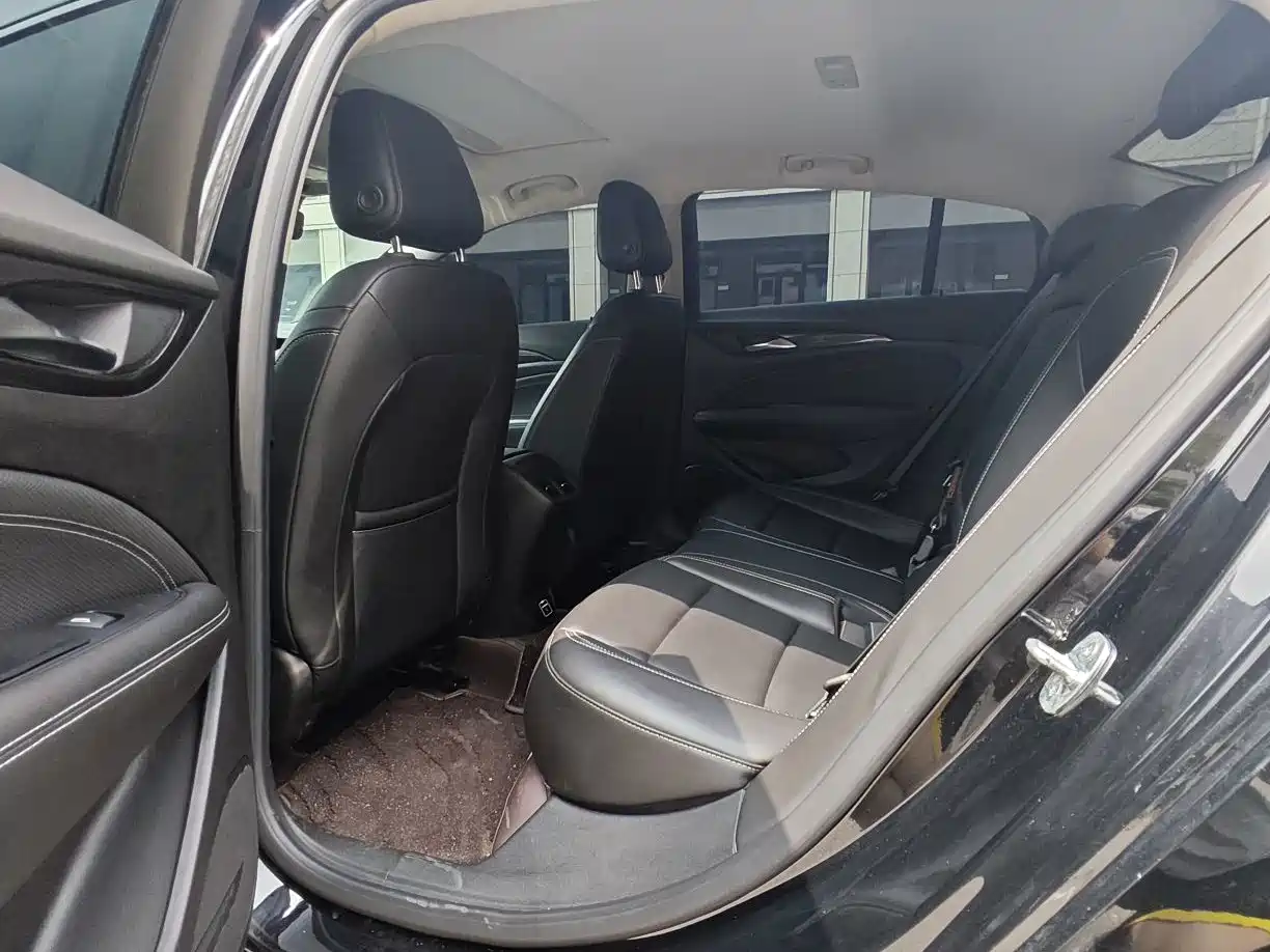 Фото 6 - Buick Regal