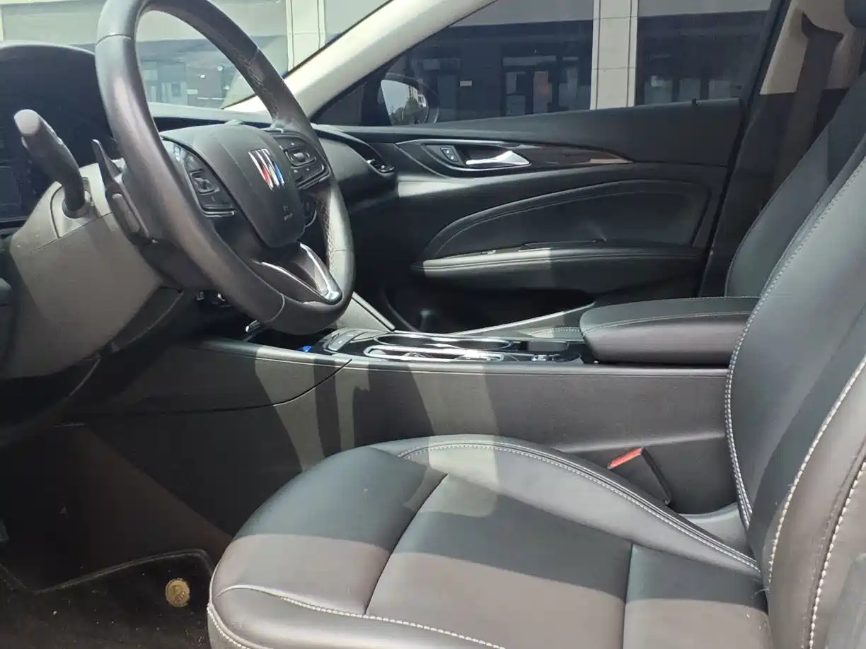 Фото 5 - Buick Regal