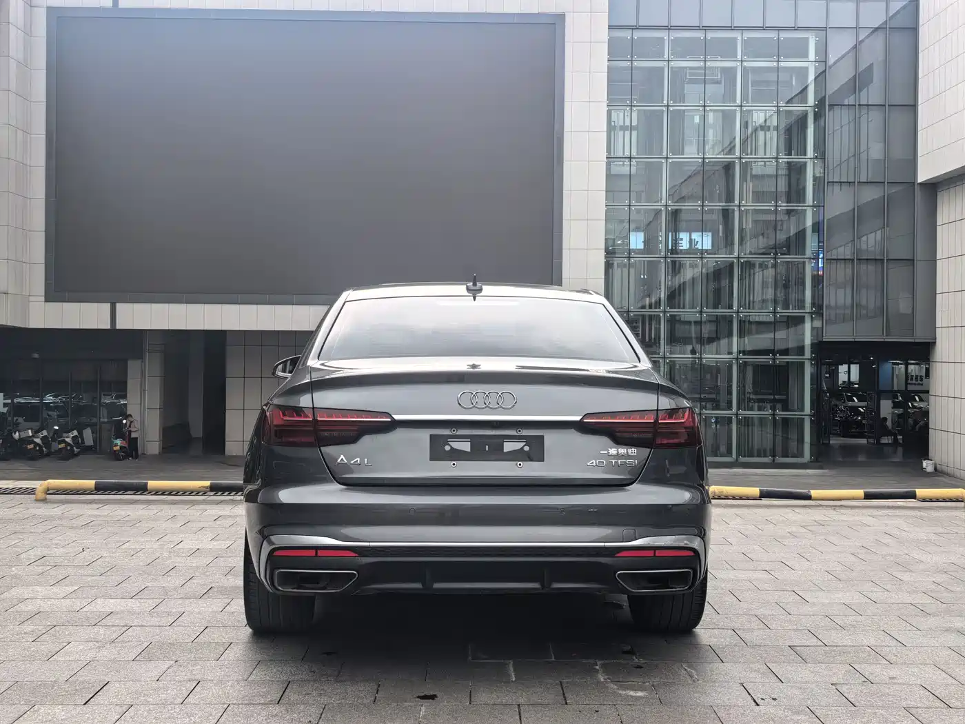 Audi A4L 2020 40 TFSI Fashion Dynamic Edition фото 23