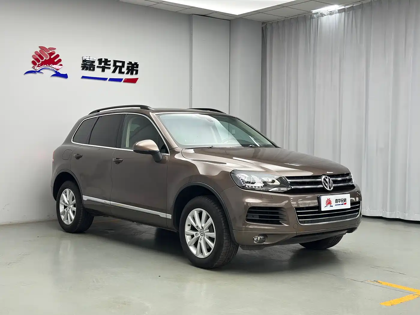 Volkswagen Touareg 2011 3.0TSI Premium фото 5