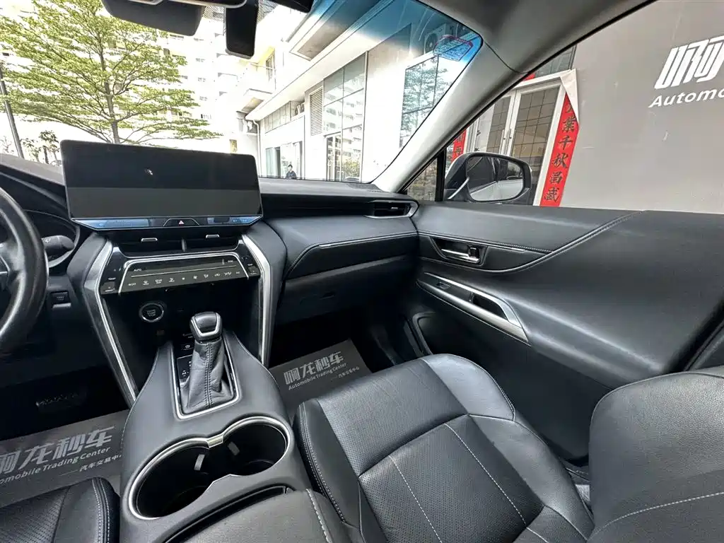 Toyota Lingfang HARRIER 2023 2.0L CVT 2WD Premium Edition фото 18