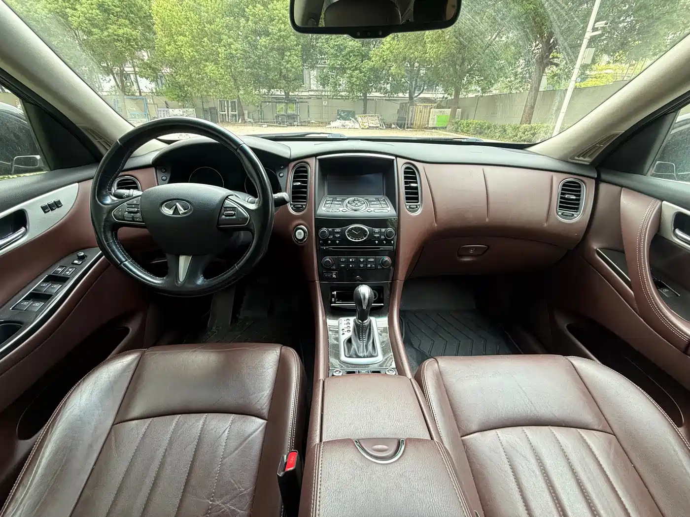 Фото 13 - Infiniti QX50