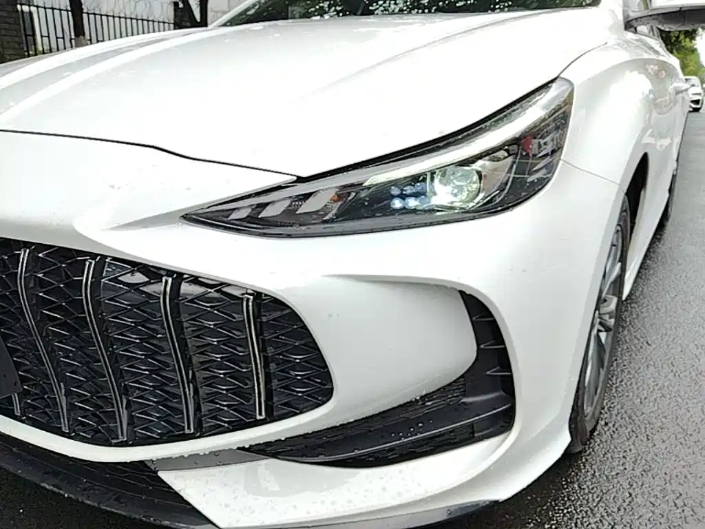 MG MG5 2024 2025 180DVVT Global Luxury Edition