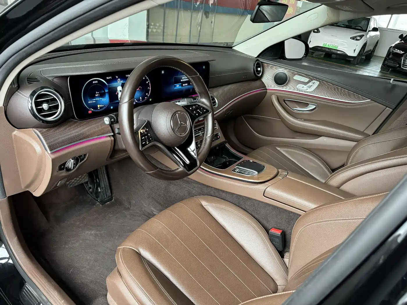 Mercedes-Benz E-Class 2023 E 300 L Fashion фото 4