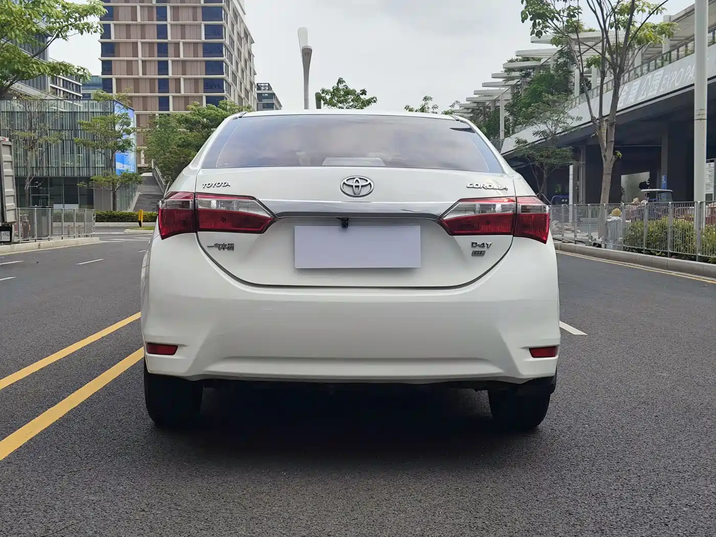 Toyota Corolla 2017 1.2T CVT GL фото 5