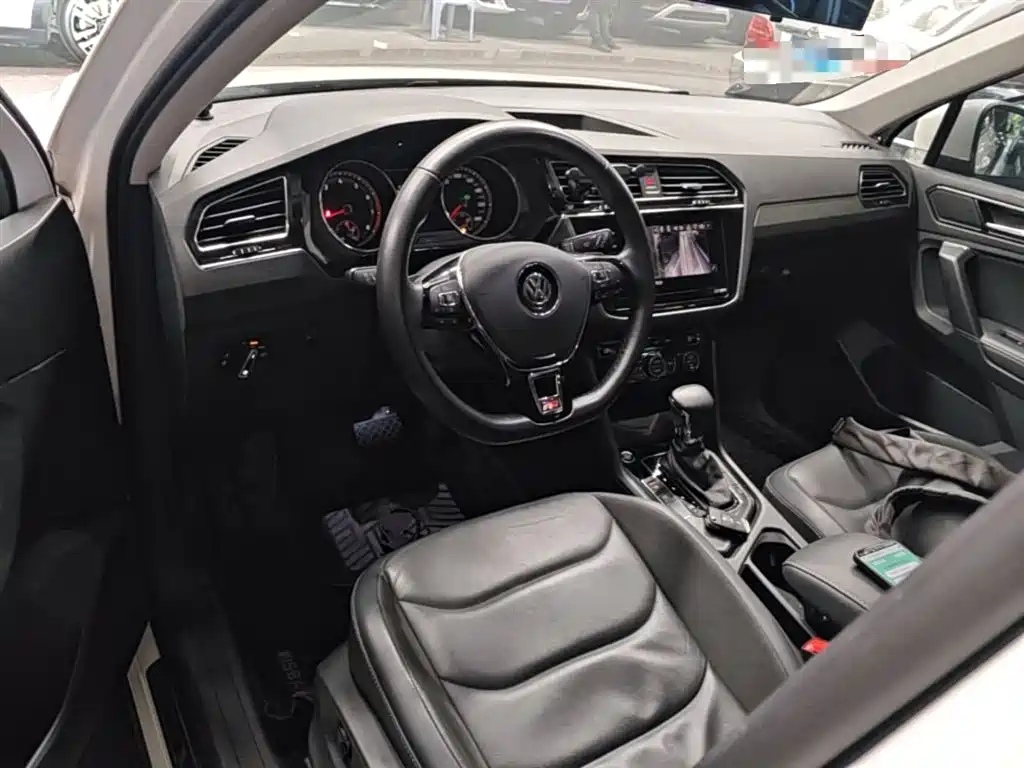 Volkswagen Tiguan L 2020 330TSI Auto 2WD Panorama Comfort China VI фото 10