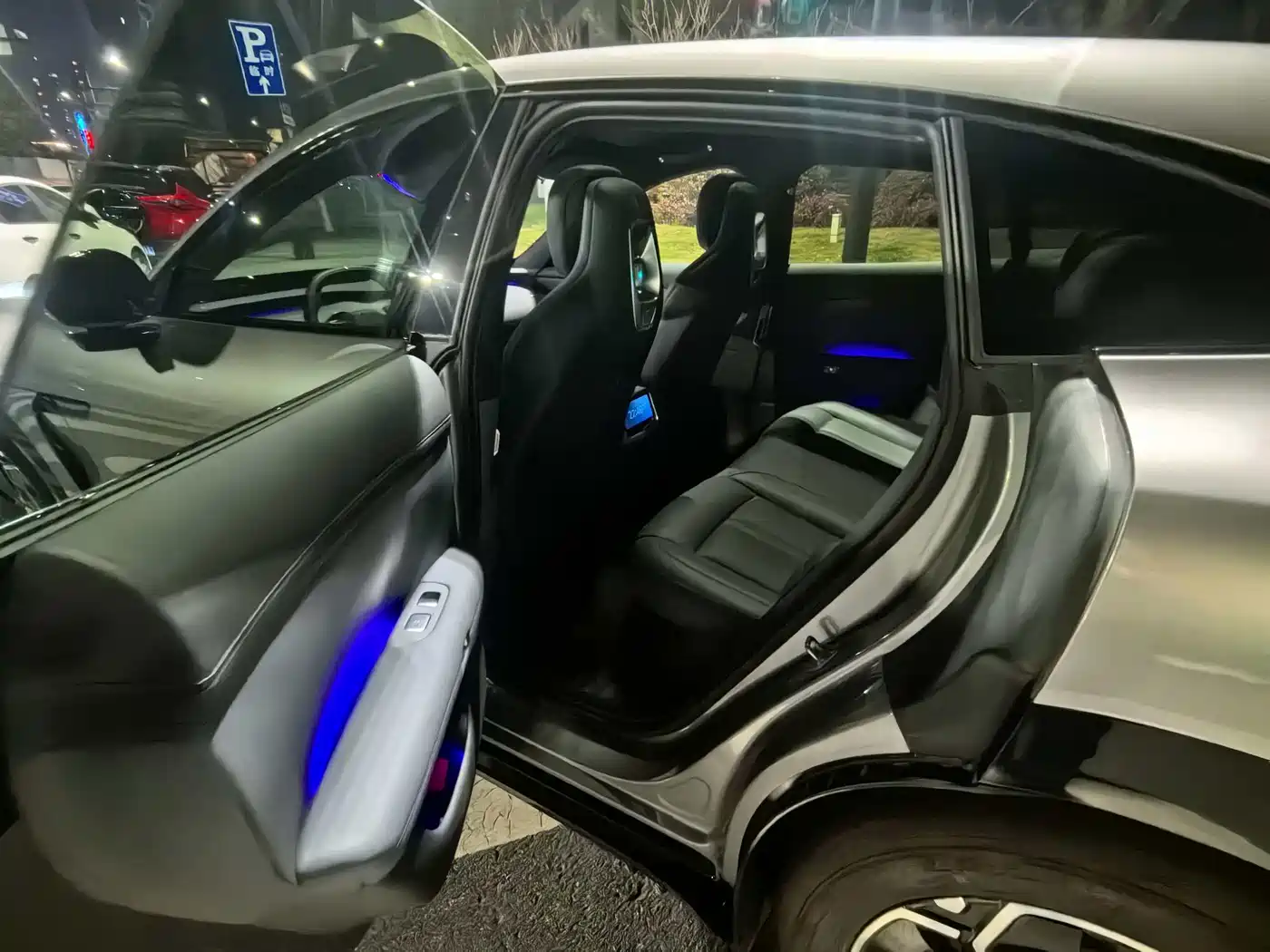 XIAOMI CAR XIAOMI YU7