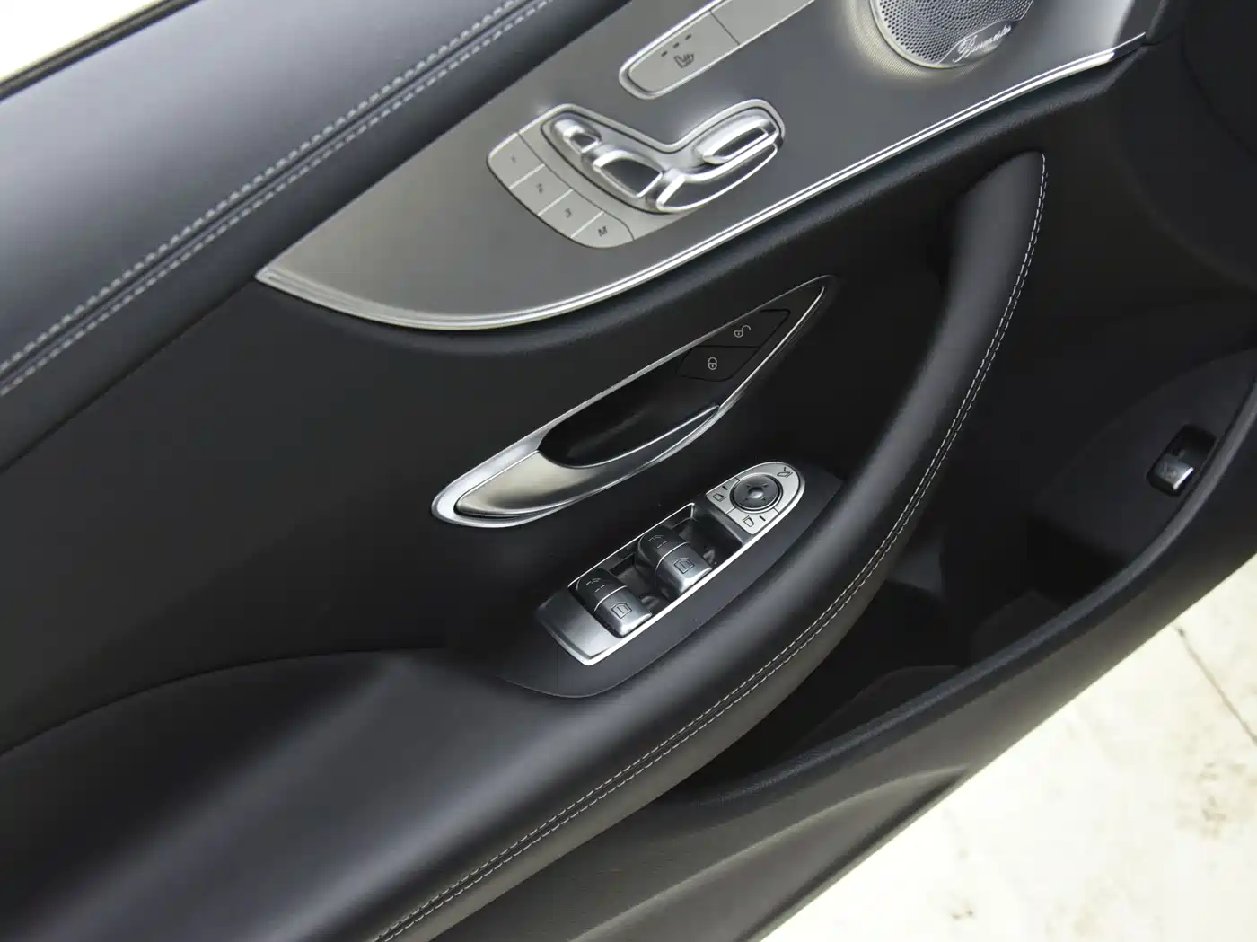 Mercedes-Benz E-Class (Import) 2020 E 300 Coupe фото 30