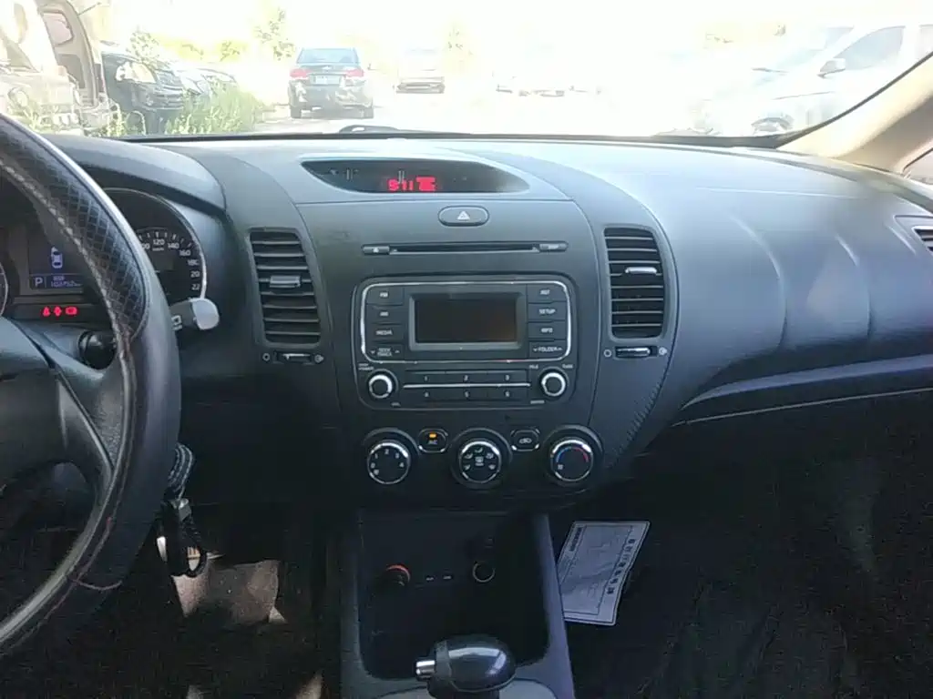 Kia K3S 2014 2014 1.6L Automatic GL