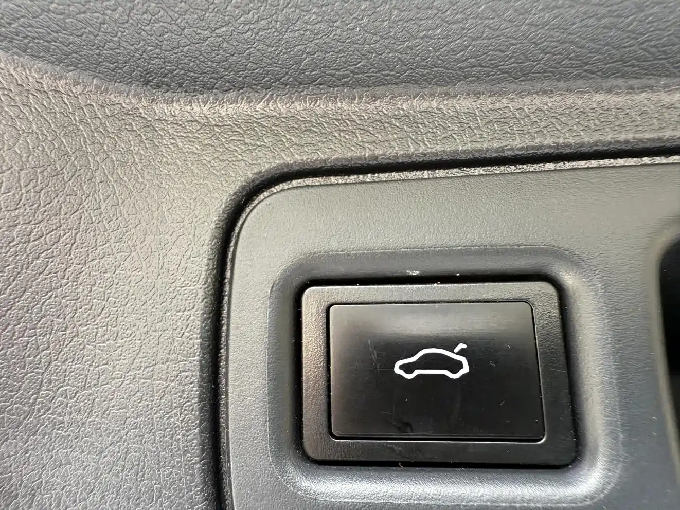 Toyota Fortuner 2016 2.7L Middle East Edition фото 20