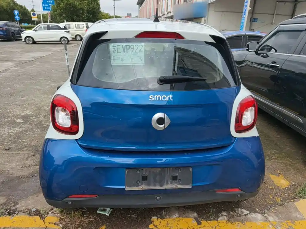 smart forfour 2018 2018 1.0L 52kW Passion Edition