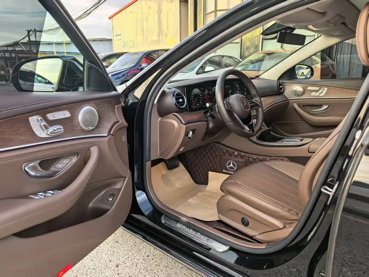 Mercedes-Benz E-Class 2021 E 300 L Fashion фото 7