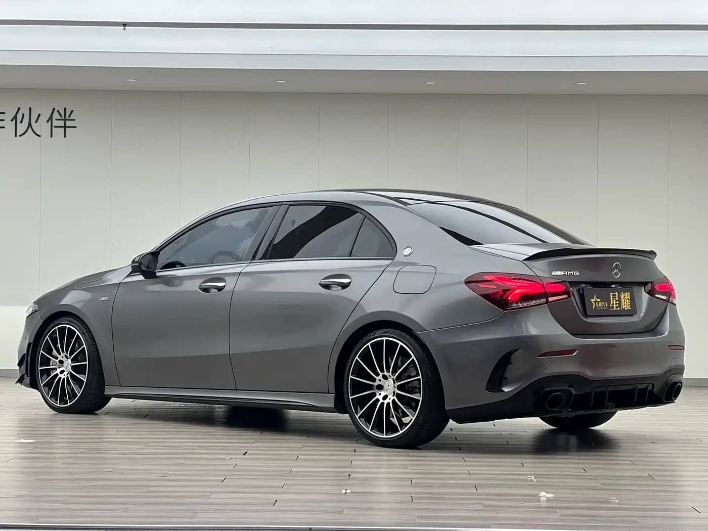 Mercedes-Benz A-Class AMG 2022 AMG A 35 L 4MATIC фото 6