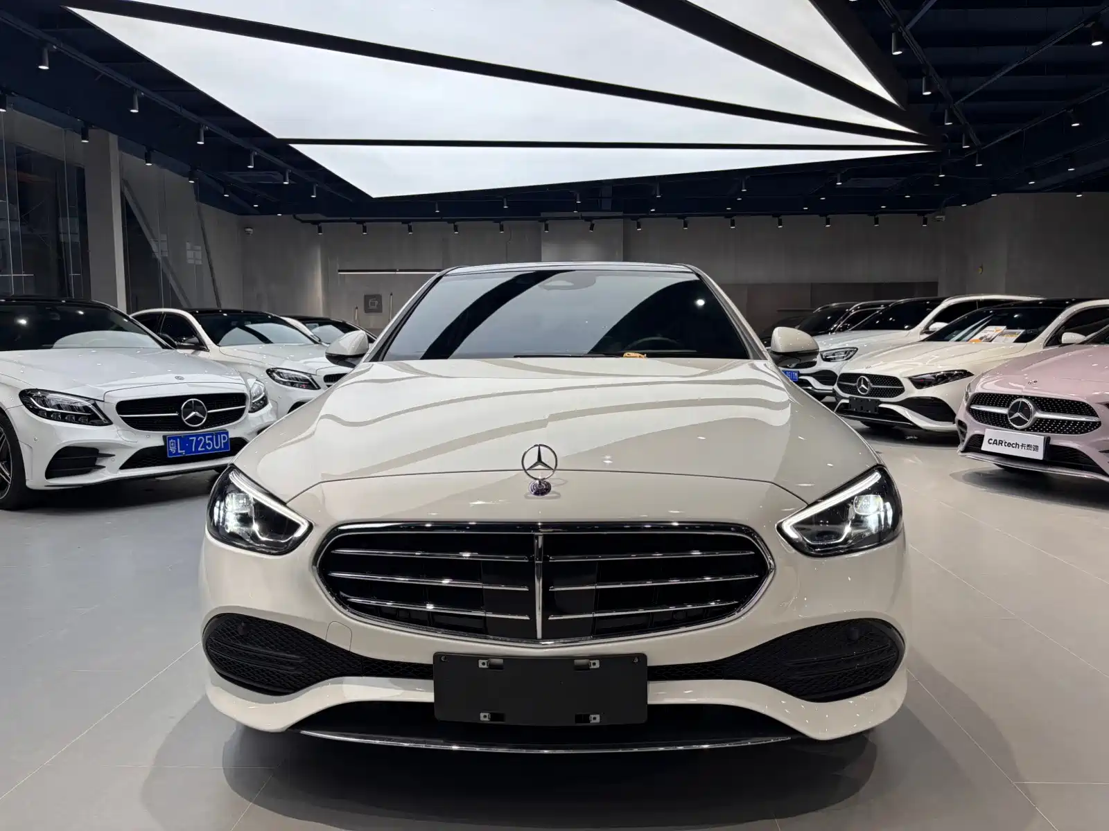 Фото 2 - Mercedes-Benz C-Class