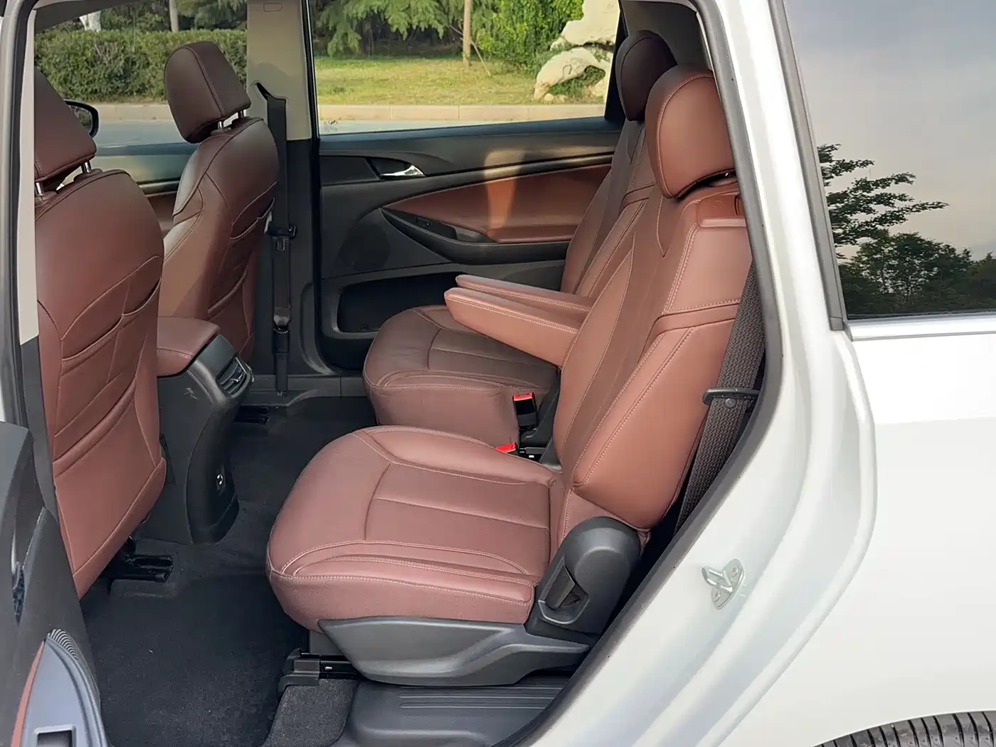 Buick GL6 2019 18T 6-seat Connected Luxury China VI фото 17