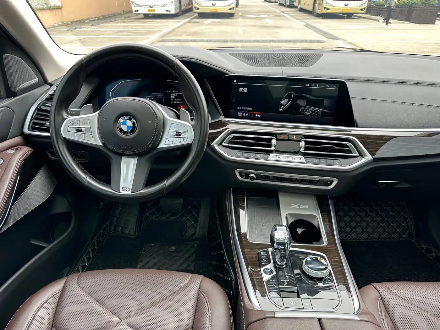 BMW X5 2022 xDrive 30Li Premium M Sport Package фото 11