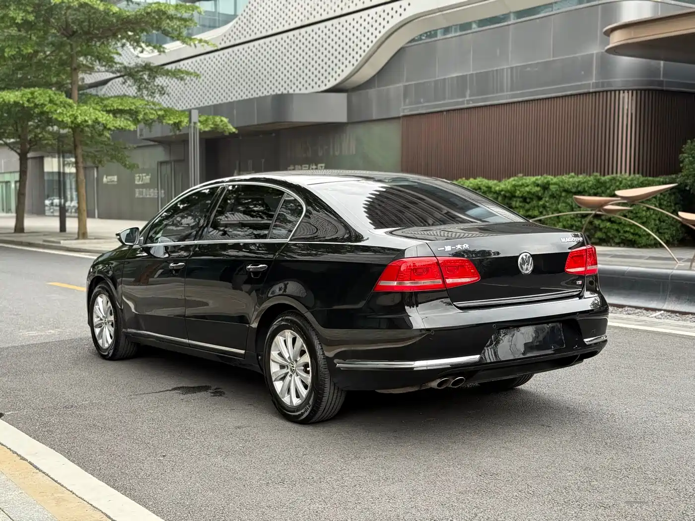 Volkswagen Magotan 2015 Facelift 1.8TSI Luxury фото 6