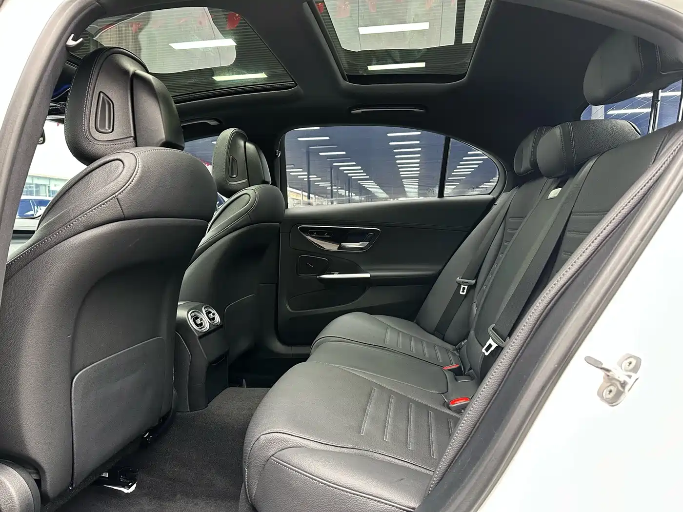 Mercedes-Benz C-Class 2024 C 260 L Sport фото 8
