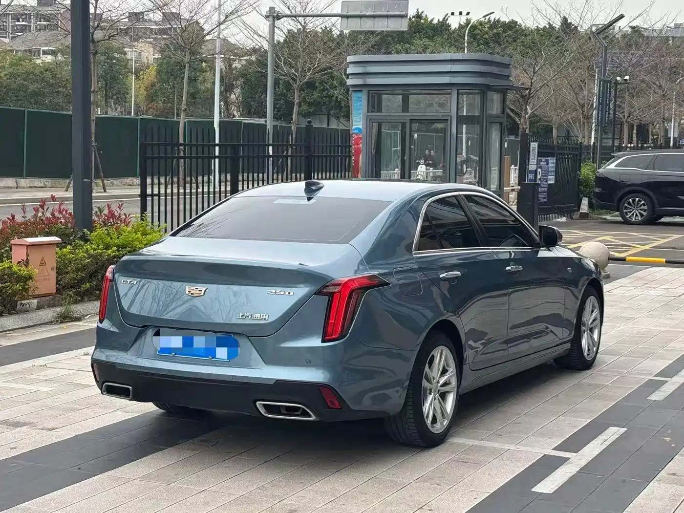 CADILLAC CT4