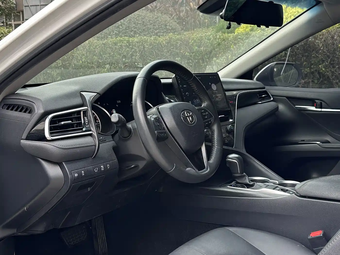 Toyota Camry 2021 2.0E Elite Edition фото 7