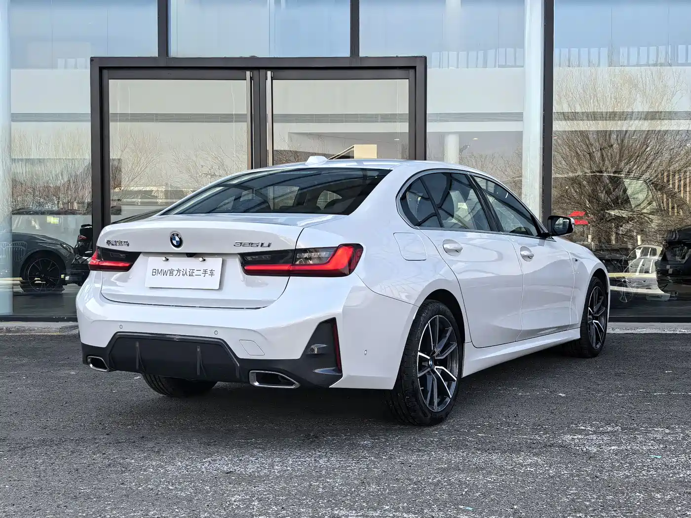 BMW 3 Series 2024 325Li M Sport Package фото 6