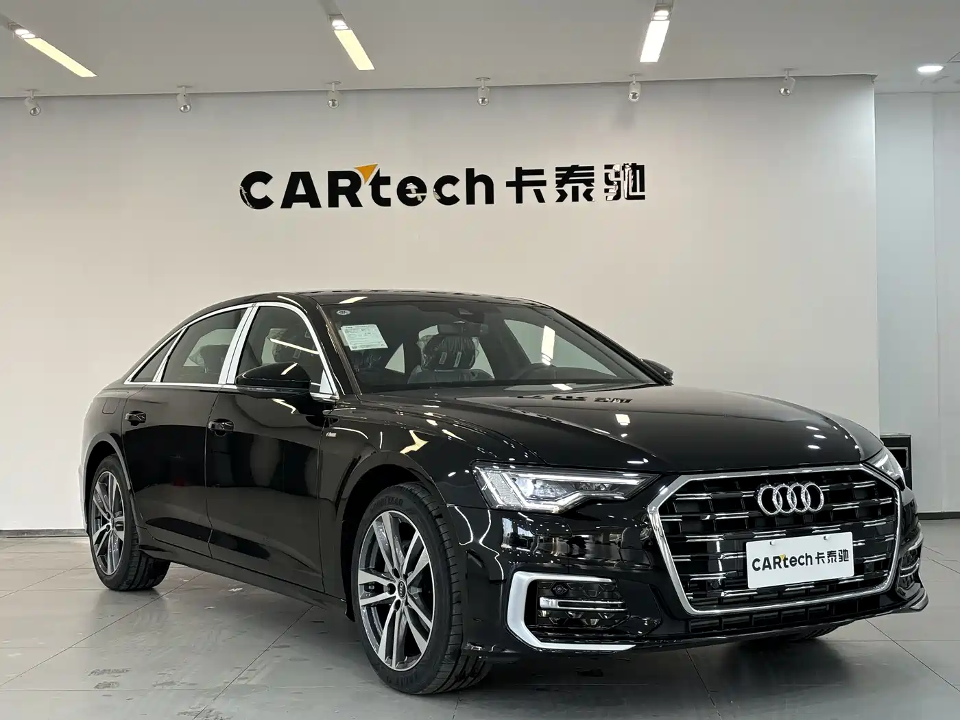 Audi A6L 2025 Model Year Facelift 40 TFSI Luxury Sport фото 3