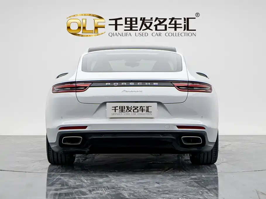 Фото 5 - Porsche Panamera