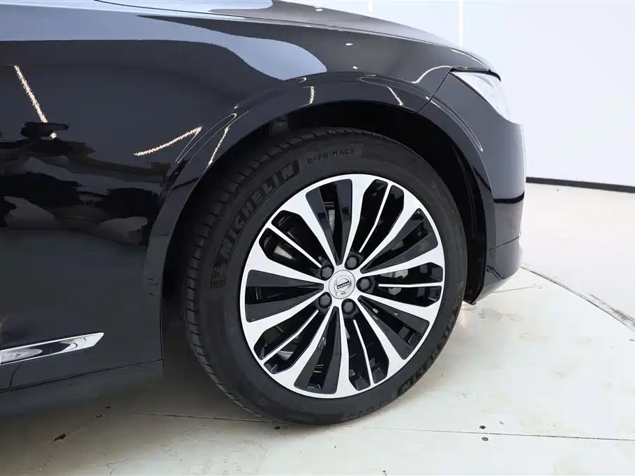 Volvo S90 2025 2025 B5 Zhiyi Luxury Edition