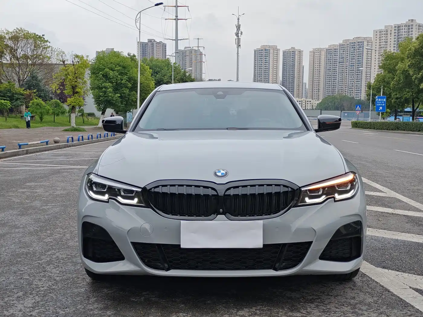 BMW 3 Series 2021 325Li M Sport Night Edition фото 2