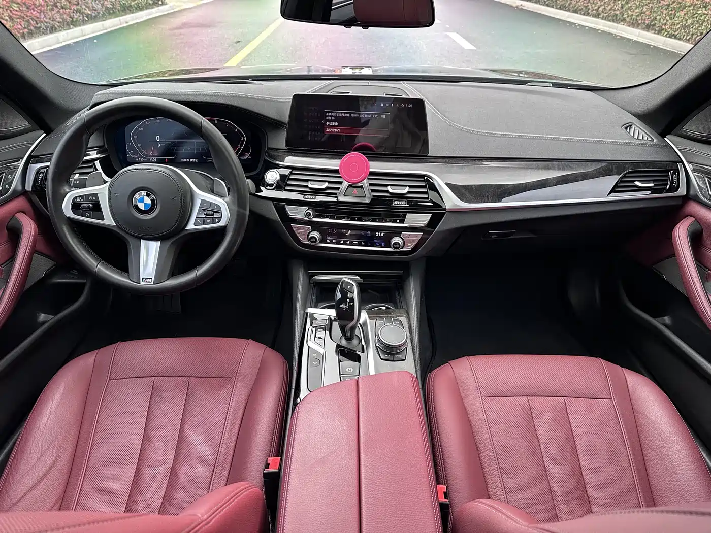 BMW 5 Series 2020 530Li Exclusive M Sport Package фото 15
